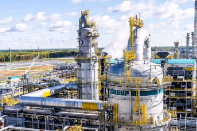 Консалтинговая компания LAMACON разработала математического двойника цепи поставок полимерной продукции и синтетических каучуков для крупнейшей в России нефтегазохимической компании СИБУР. Математическая модель позволила СИБУРу более быстро и взвешенно принимать управленческие решения при планировании складской инфраструктуры, а также найти возможности сокращения складских и транспортных затрат.