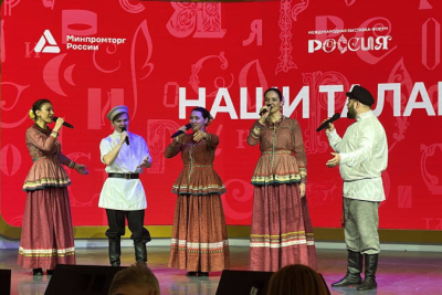 Площадки деловой и культурной программы Дня промышленности на выставке «Россия» в Москве оснащены цифровыми радиосистемами Октава OWS-U1200H разработки компании «Октава ДМ».