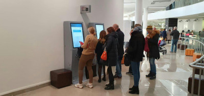 Платежные киоски значительно ускоряют процесс приобретения билетов, особенно для массовых посещений организованных групп, снижают затраты на персонал и нагрузку на кассовый узел.