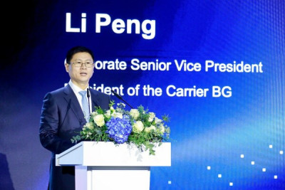 Президент Huawei Carrier BG Ли Пэн сегодня рассказал на форуме Huawei MWC Barcelona 2023 Day о том, как 5G открывает дверь в интеллектуальный мир и как скачок к 5.5G будет ключевой вехой на этом пути. Ли подчеркнул, что отрасль должна работать сообща для ускорения перехода к сверхширокополосному, экологически безопасному и интеллектуальному миру и что бизнес-план Huawei's GUIDE может помочь заложить основу для этого важного достижения.