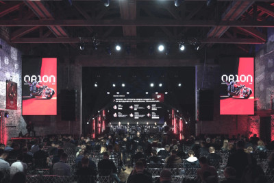 31 октября в Москве прошла IT+Rock конференция Orion Digital Day разработчика инфраструктурного ПО Orion soft. Более 1500 представителей ИТ-отрасли и крупнейших Enterprise-компаний обсудили, как бизнес адаптирует мировые ИТ-тренды для развития своей инфраструктуры в российских реалиях и как сотрудничество ведущих вендоров повышает качество импортонезависимого ПО. Конференция прошла в стиле рок-фестиваля — он был выбран, чтобы подчеркнуть атмосферу смелости и энергии, в которой складываются новые ИТ-практики и партнерства.