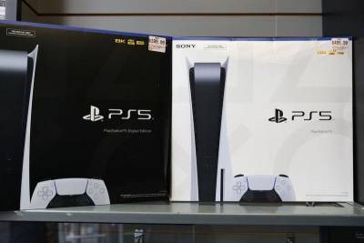 Sony Group Corp заявила, что по мере улучшения цепочек поставок, копания планирует нарастить производство своей консоли PlayStation 5 и расширить портфель игр для ПК и мобильных устройств.