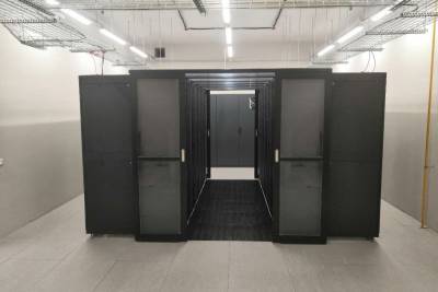 DataDome завершил работы по проектированию и строительству ЦОД в Промтехнопарке КСК в г. Тверь. В рамках проекта интегратор инженерных систем DataDome разработал проектную документацию стадии «Р», выполнил работы по поставке и монтажу оборудования основных инженерных систем ЦОД и реализовал собственную разработку изоляции холодного коридора.