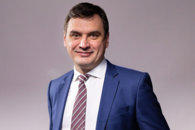 МойОфис, российская компания-разработчик офисного программного обеспечения для совместной работы с документами и коммуникаций, объявляет об изменениях в своей структуре управления.
С 1 февраля 2024 года пост руководителя Дирекции спецпроектов, эксплуатации и внедрения занял Пётр Фурсов.
