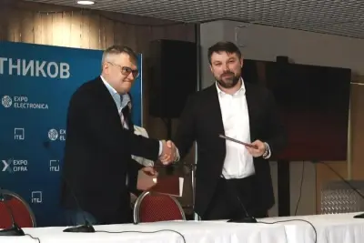 Компания «Хи-Квадрат», разработчик платформы для разработки приложений и сложных бизнес-систем XSQUARE, стала партнером российской технологической компании «Трамплин Электроникс», создателя серверных процессоров «Иртыш».
