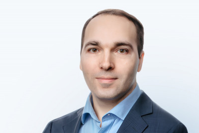 В вендоре SL Soft, входящем в ГК Softline, сменился руководитель – компанию возглавил Александр Аболмасов. Тагир Яппаров, занимавший эту позицию ранее, продолжит работу в SL Soft и сфокусируется на взаимодействии с крупнейшими заказчиками.