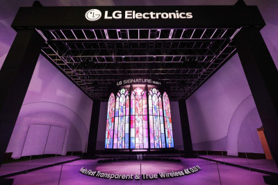 Кинетическая инсталляция LG OLED демонстрирует видение компании относительно будущего технологий иммерсивных дисплеев