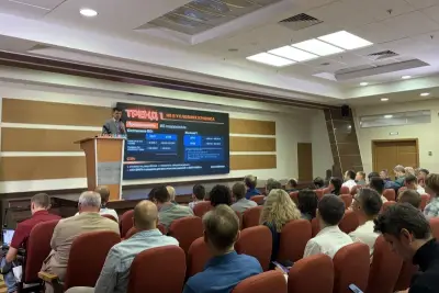 Продолжается ИБ-турне «СёрчИнформ» – серия конференций по информационной безопасности. На мероприятиях эксперты «СёрчИнформ» и ИБ-специалисты ведущих компаний открыто разбирают проблемы и вызовы отрасли: новые требования регуляторов, рост угроз и гонку технологий.