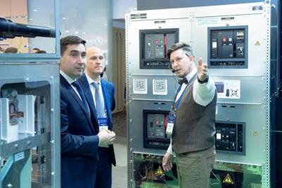 Российская компания «Систэм Электрик» (Systeme Electric), производитель комплексных решений в области распределения электроэнергии и автоматизации, представила свое аттестованное и локализованное оборудование на Международной научно-технической конференции «Развитие и повышение надежности распределительных электрических сетей» и специализированной выставке «ЭЭПиР».