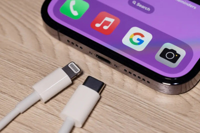 Пользователи компании Apple столкнулись с новыми рисками безопасности после того, как один исследователь успешно взломал фирменный контроллер Apple ACE3 USB-C — критически важный компонент, отвечающий за управление зарядкой и передачей данных на новейших устройствах Apple.