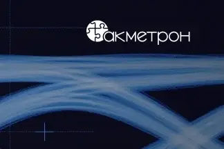 По данным Dell’Oro Group, во II квартале 2026 года на мировом рынке сетевого оборудования произошёл исторический перелом: продажи коммутаторов для внутренних AI back-end-сетей (ИИ-фабрик) впервые превысили продажи коммутаторов для традиционных front-end-сетей ЦОД.