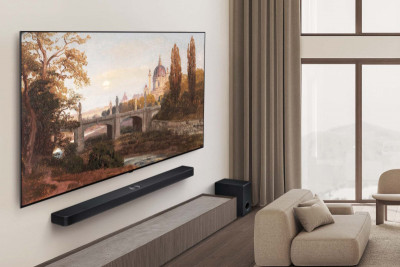 Развитие телевизоров LG OLED включают как расширение размерного ряда моделей, так и новые возможности для организации пространства. Основой каждой модели LG OLED является впечатляющее качество изображение с глубоким чёрным, бесконечной контрастностью и яркими цветами, которое дарит поистине иммерсивное погружение.