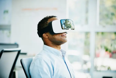 Основатель компании Oculus Палмер Лаки похвалил в своем твиттер-аккаунте готовящуюся к представлению гарнитуру смешанной реальности от Apple, назвав её «очень хорошей».