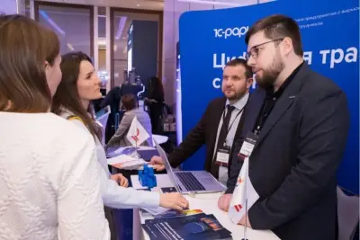 «1С-Рарус» выступил официальным партнером TAdviser SummIT «Итоги года и планы 2026». На стенде компания представила ERP и CRM-системы, решения для торговли и облачные сервисы 1С. Эксперт лаборатории искусственного интеллекта «1С-Рарус» поделился, как компания использует AI-технологии на практике и интегрирует их в собственные продукты и сервисы.