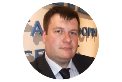 Мошенники стали звонить россиянам через популярные мессенджеры с телефонными кодами США и Канады, они представляются сотрудниками различных госорганов и под предлогом доставки важной корреспонденции пытаются выманить чувствительную информацию и заполучить доступ к профилям на портале «Госуслуги». Об этом написали в агентстве новостей РИА Новости.