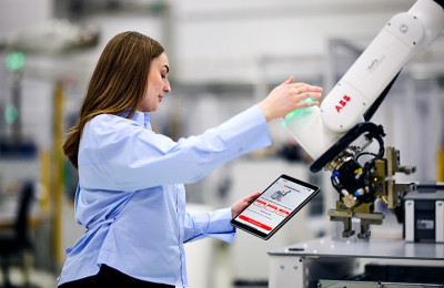 Компания ABB запустила RoboMasters — новое обучающее приложение, которое предлагает пользователям гибкий способ программирования и эксплуатации роботов ABB.