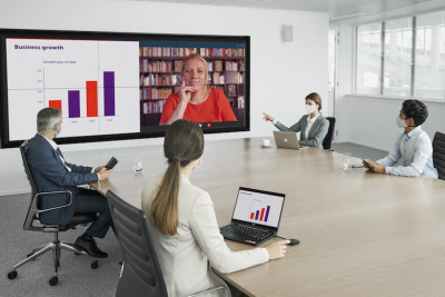 Компания Barco расширила семейство устройств ClickShare двумя новыми моделями, которые компания называет семейством ClickShare Present.