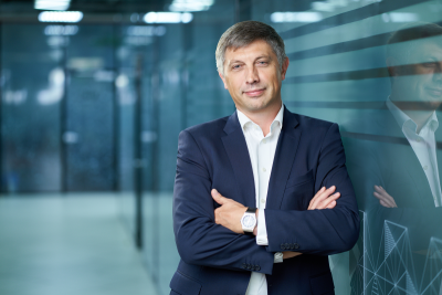 Александр Егоров, генеральный директор компании «Рексофт» (Reksoft), одного из ведущих независимых российских разработчиков цифровых решений, член Правления "Руссофт", стал советником Министра цифрового развития, связи и массовых коммуникаций.