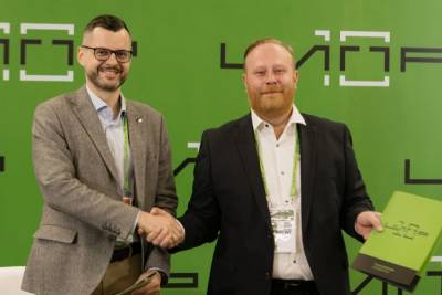 СКБ Контур и Акционерное общество «НППКТ» договорились о сотрудничестве. Компании объединяют усилия, чтобы вместе развивать и внедрять цифровые решения, способные сделать работу бизнеса эффективнее. Церемония подписания прошла в рамках конференции ЦИПР-2025, которая проходит со 2 по 8 июня в Нижнем Новгороде. Подписи под соглашением поставили заместитель генерального директора СКБ Контур Михаил Добровольский и технический директор НППКТ Сергей Мясников.