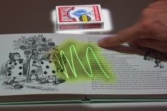 На фестивале SXSW, ежегодно проходящим в самом сердце Техаса, в Конгрессно-Выставочном Центре Остина (Austin Convention Center), компания Sony представила проект Interactive Tabletop, разработанный экспериментальным подразделением Future Lab. Это проектор, позволяющий выводить на любую поверхность объекты, с которыми можно взаимодействовать как на сенсорном экране.