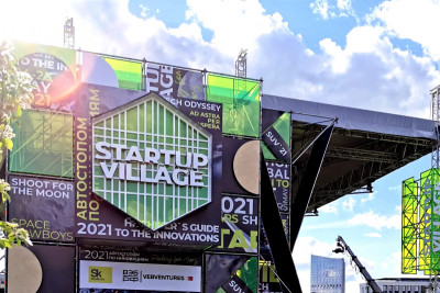 Компания Accenture приняла участие в крупнейшей в России и СНГ конференции Startup Village 2021, на площадке которой собираются стартапы, предприниматели, инвесторы, крупные технологические компании, ученые и многие другие. Мероприятие прошло на территории инновационного центра «Сколково», более 9 000 человек посетили офлайн, более 130 000 пользователей зашли на сайт мероприятия и более 100 000 присоединились к трансляции.