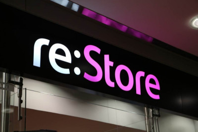 re:Store – самая большая в мире сеть монобрендовых магазинов формата Apple Premium Reseller (APR) отмечает 15-летие со дня создания компании. re:Store входит в группу компаний Inventive Retail Group холдинга Ланит.