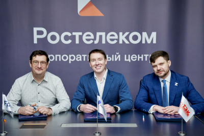 Государственное унитарное предприятие «Топливно-энергетический комплекс Санкт-Петербурга» (ГУП «ТЭК СПб»), ПАО «Ростелеком» и производитель электроники Fplus заключили соглашение о стратегическом партнерстве.  В рамках соглашения компании будут совместно создавать и продвигать импортонезависимые программно-аппаратные комплексы (ПАК). Первым совместным проектом станет формирование доверенной экосистемы мобильных и стационарных пространств для работы в виртуальной среде и безопасной коммуникации.