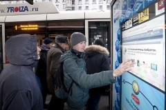 На интерактивных экранах пока нельзя посмотреть точное время прибытия транспорта, кроме того, ими сложно пользоваться в зимнее время.
