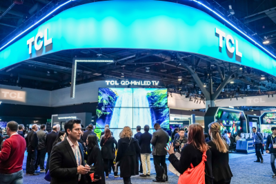 Сегодня на Международной выставке бытовой электроники (Consumer Electronics Show, CES 2024) компания TCL Electronics — один из мировых лидеров по производству бытовой электроники и владелец двух лучших в мире брендов телевизоров — представила портфель инновационных технологий в нескольких категориях, включая самый большой в мире светодиодный телевизор QD-Mini и одно из первых в отрасли решений для развлечений на основе мобильных устройств с интеллектуальным подключением.