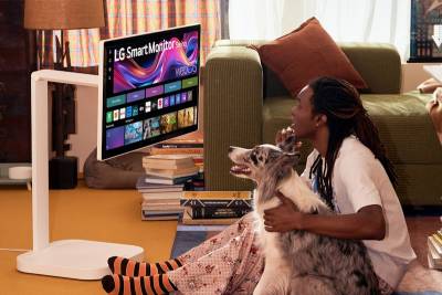 Компания LG Electronics (LG) выпустила монитор LG Smart Monitor Swing (модель 32U889SA), который является последним дополнением к инновационной линейке смарт-мониторов LG. Новая модель предлагает высокую производительность и широкие возможности для развлечений без необходимости подключения к ПК.