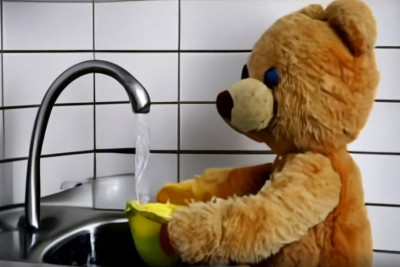 Исследователи из лаборатории искусственного интеллекта Google Brain представили Imagen Video - программу, которая может создавать высококачественные видеоролики из текста, аналогичную тому, что ранее представила Meta Platforms Inc.