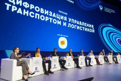 Фирма «1С», «1С-Рарус» и ГК «Астрал» провели в рамках форума «Цифровая транспортация» три  тематических секции. Эксперты отрасли поделились, как решения и сервисы 1С помогают бизнесу становиться эффективнее и реагировать на технологические и регуляторные вызовы.