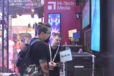 Компания Hi-Tech Media в очередной раз подтвердила свои лидерские позиции на рынке мультимедийного оборудования, получив звание лучшего дистрибьютора WyreStorm в России и странах СНГ.