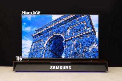 Компания Samsung Electronics объявила об официальном выпуске Micro RGB — первого в мире дисплея с микромасштабной RGB-светодиодной подсветкой на большом 115-дюймовом экране. Этот инновационный дисплей устанавливает новый стандарт точности цветопередачи, контрастности и иммерсивного просмотра в сегменте телевизоров премиум-класса