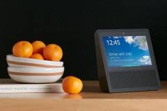 Американская компания Amazon расширила модельный ряд умных устройств Echo гибридной акустической системой с первым для серии сенсорным дисплеем.