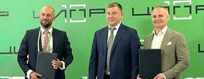 «Группа Астра», компании Data Sapience и YADRO объявляют о подписании соглашения о сотрудничестве. Торжественная церемония состоялась 4 июня на конференции ЦИПР-2025 в Нижнем Новгороде.