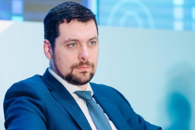 В рамках межотраслевой конференции «Безопасность клиента на первом месте» Владимир Бенгин, директор продуктового развития ГК «Солар», поделился данными об утечках информации в самых клиентоцентричных отраслях – ритейл, e-commerce и финансовый сектор.