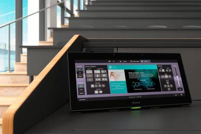 Компания Extron представляет новую сенсорную панель TLP Pro 1230WTG со сверхшироким экраном, который позволяет одновременно работать с большим количеством задач.