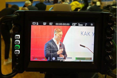7 февраля в рамках 30-й международной выставки «Продэкспо-2023» прошла специальная сессия «Товар на полку! Как упростить путь в торговые сети?».