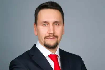 Компания VPG LaserONE (кластер «СФ Тех» ГК Softline), ведущий российский производитель лазерных решений, объявляет о назначении Сергея Журавеля на должность директора направления «Телеком». С более чем 20-летним опытом успешной работы в отрасли, Сергей будет отвечать за разработку и реализацию стратегии продвижения продуктов и услуг на телеком-рынке.
