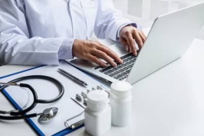 Онлайн-сервисом Clinrec, который помогает медицинским специалистам быстро находить лекарственные препараты и проверять их соответствие актуальным клиническим рекомендациям Минздрава РФ, воспользовались уже 22 тысячи российских врачей.