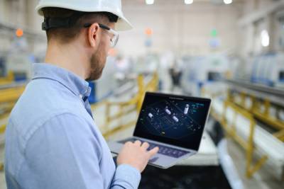 Платформа ZIIoT, разработанная ГК «Цифра», стала первой в России MES-системой, достигшей наивысшего уровня готовности технологии (УГТ 9) в соответствии с национальным стандартом ГОСТ. Данный статус подтверждает, что продукт полностью готов к серийному производству и работе по итогам прохождения всех испытаний и успешного функционирования системы в условиях промышленной эксплуатации. Экспертизу провел независимый «Центр тестирования программного обеспечения», подтвердивший соответствие платформы требованиям стандарта.