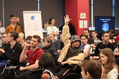 Около ста воспитанников социальных учреждений Москвы и Подмосковья 19 марта 2022 г. посетили офис ЛАНИТ. В рамках профориентационной игры «Билет в ЛАНИТ» ребята получили новые знания и навыки в области информационных технологий.