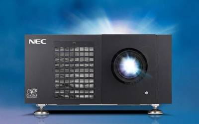 Проектор NC3540LS 4K RGB с лазерным источником света подходит для больших киноэкранов и кинозалов