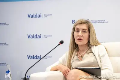 Об этом заявила доктор философских наук, профессор НИЯУ МИФИ Екатерина Тихомирова выступая  на сессии Международного дискуссионного клуба «Валдай», посвященной одному из самых обсуждаемых сюжетов современности – этике искусственного интеллекта.