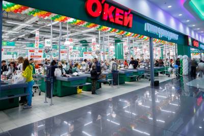 ГК «О’КЕЙ» одна из крупнейших продовольственных сетей в России, начала внедрение системы управления складами на базе SAP EWM и in-memory базы данных SAP HANA. Ключевая цель проекта – создание современной промышленной ИТ-платформы для улучшения автоматизации логистических центров «О’КЕЙ»: от приема и размещения товара на полках до комплектования, отгрузки, последующей организации и хранения.