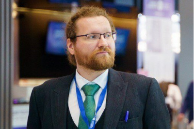 На позицию руководителя проектов коммуникационного агентства iTrend вышел Денис Шишулин – ранее многолетний выпускающий редактор издательской группы ComNews, одного из самых авторитетных ИТ-изданий в России. В iTrend Денис будет отвечать за стратегическое руководство ряда PR-проектов с ИТ-компаниями, оперативное взаимодействие со СМИ, координацию работы команд, а также за качество проектов, которыми руководит в агентстве.
