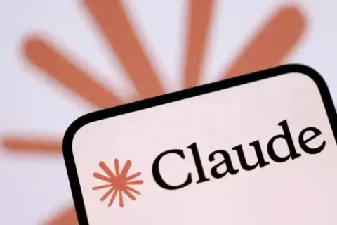 Anthropic запускает чат-бота Claude для финансовых консультантов