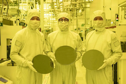 Samsung начинает массовое производство передовых 3-нанометровых чипов