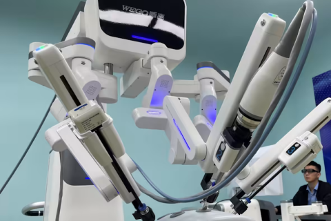 Китай разрабатывает собственную роботизированную хирургическую систему